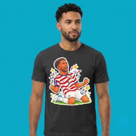 Christian Pulisic USA Soccer Player USMNT T-Shirt