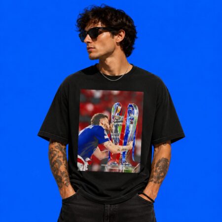 Khvicha Kvaratskhelia PSG Kiss Love Trophy Shirt