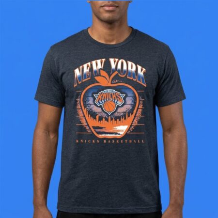 New York Knicks Basketball Apple City Skyline Graphic T-Shirt